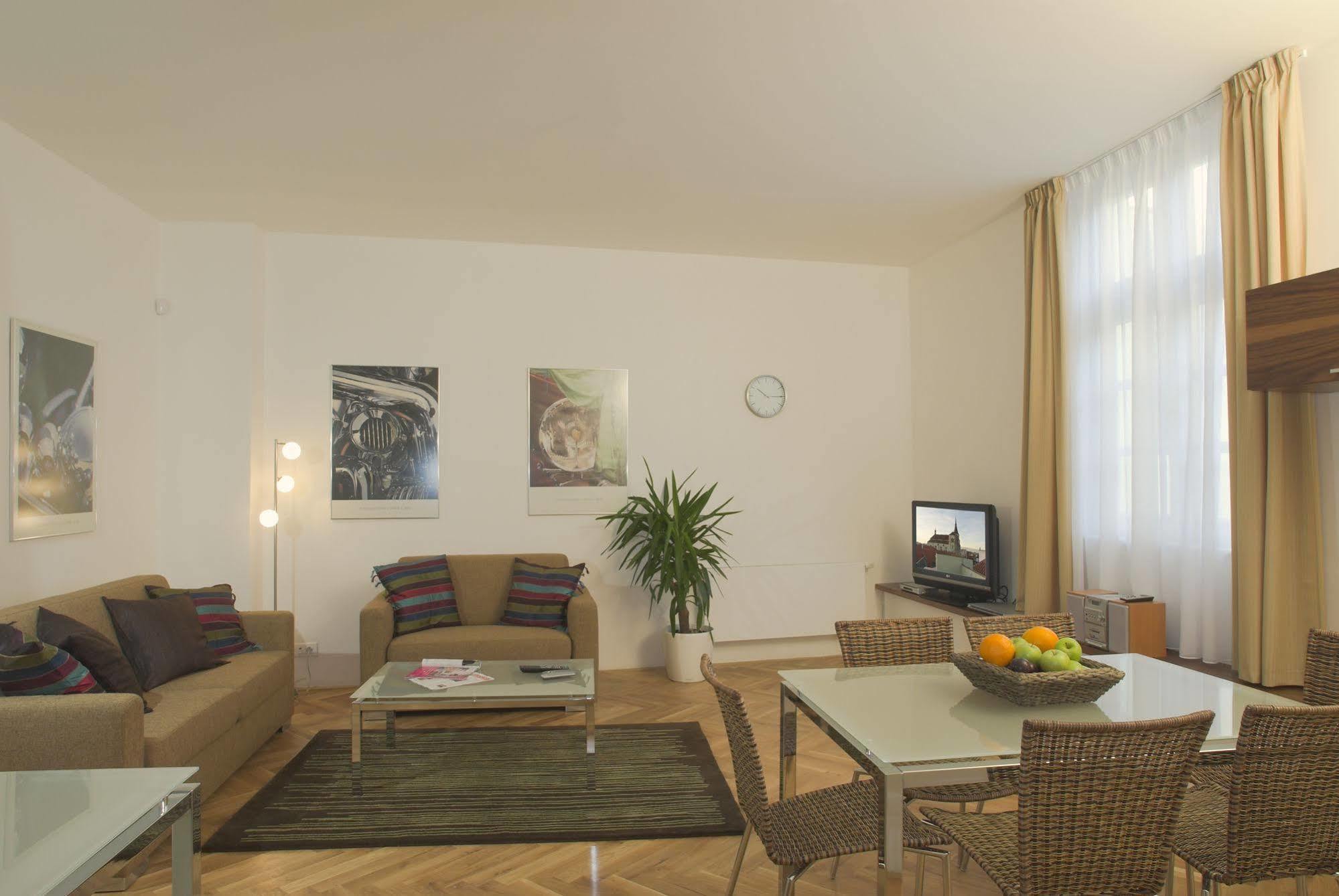 Residence Karlova Πράγα Εξωτερικό φωτογραφία